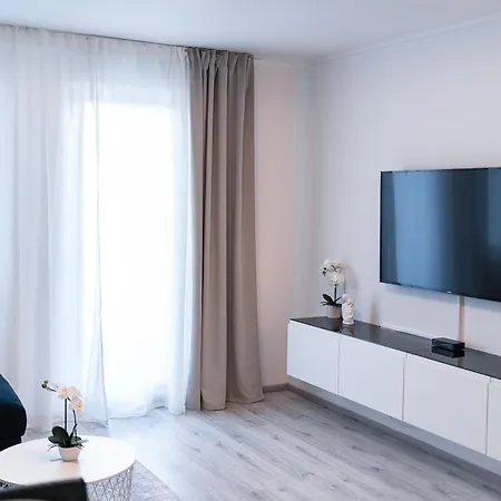 Luxury In Peaceful Split Neighborhood ソリン
